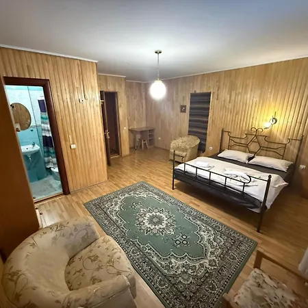 Hotel Palas Tatariv 3*