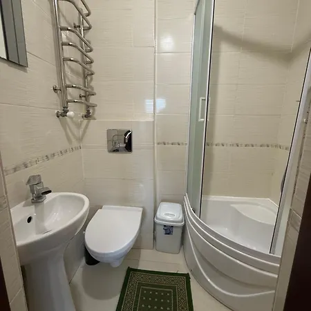 Hotel Palas Tatariv 住宿加早餐酒店